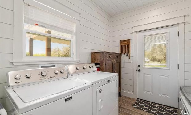 8425-County-Road-352_021